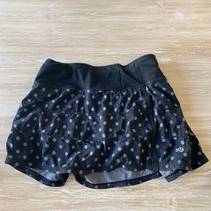Lululemon polka dot pace rival skirt